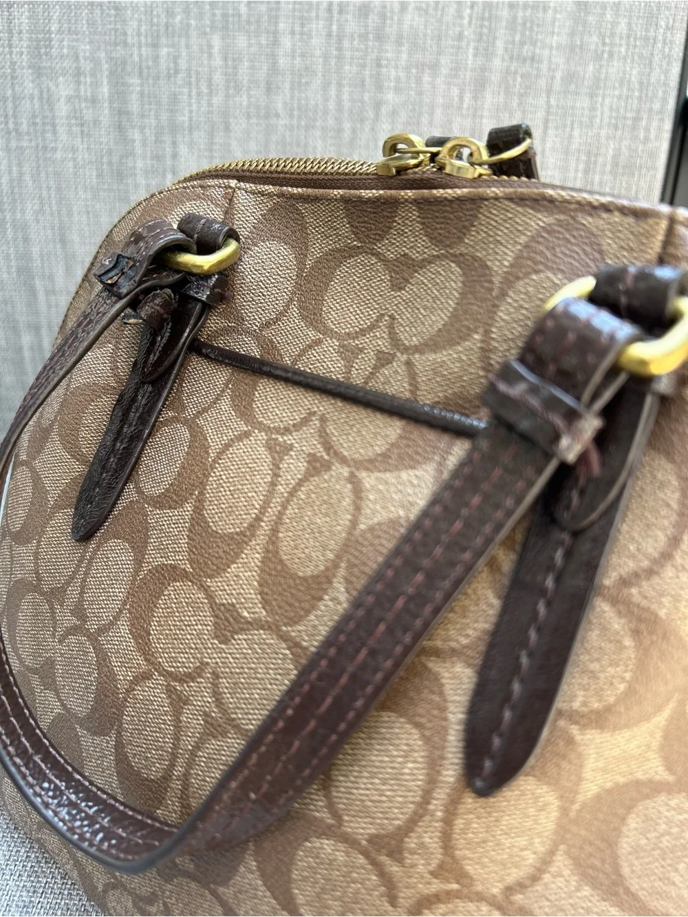 Coach Signature Dome Peyton Cora  Top Handle Zip Satchel Handbag